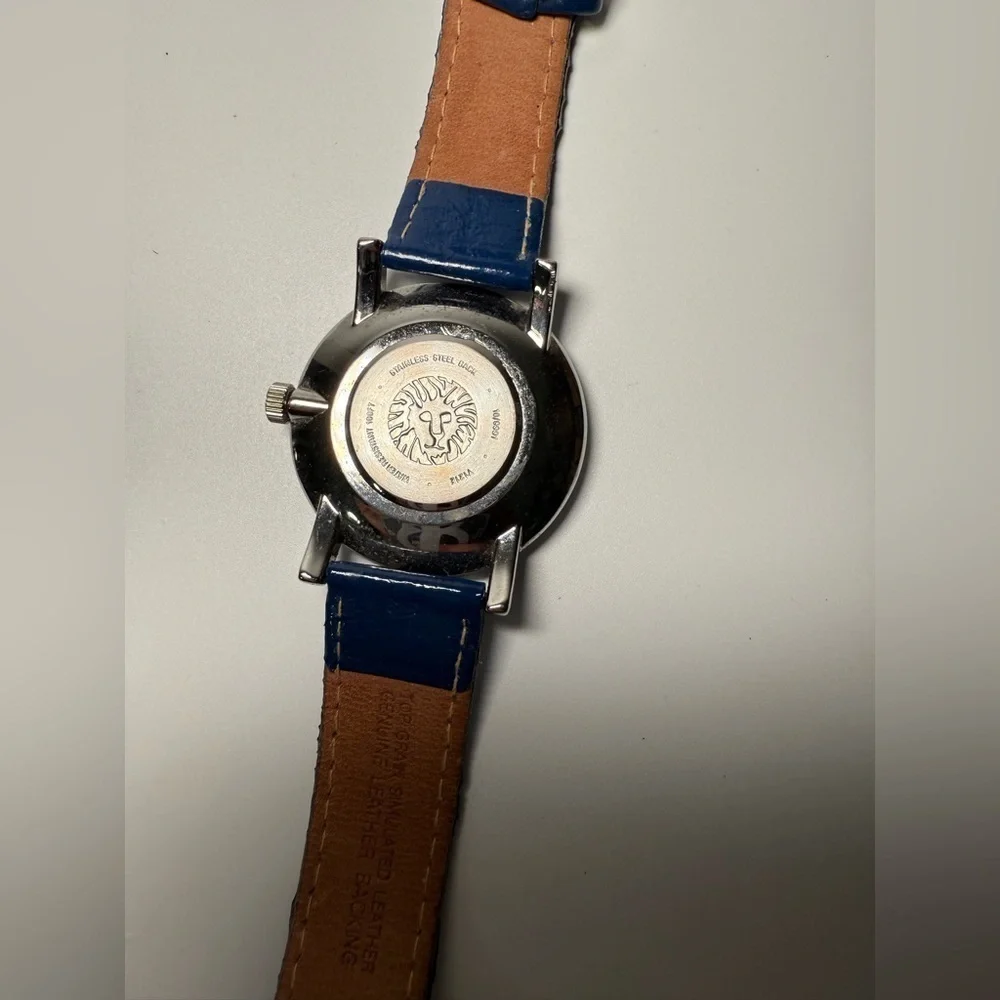 Anne Klein Silver Tone MOP Dial Watch blue needs new battery’s